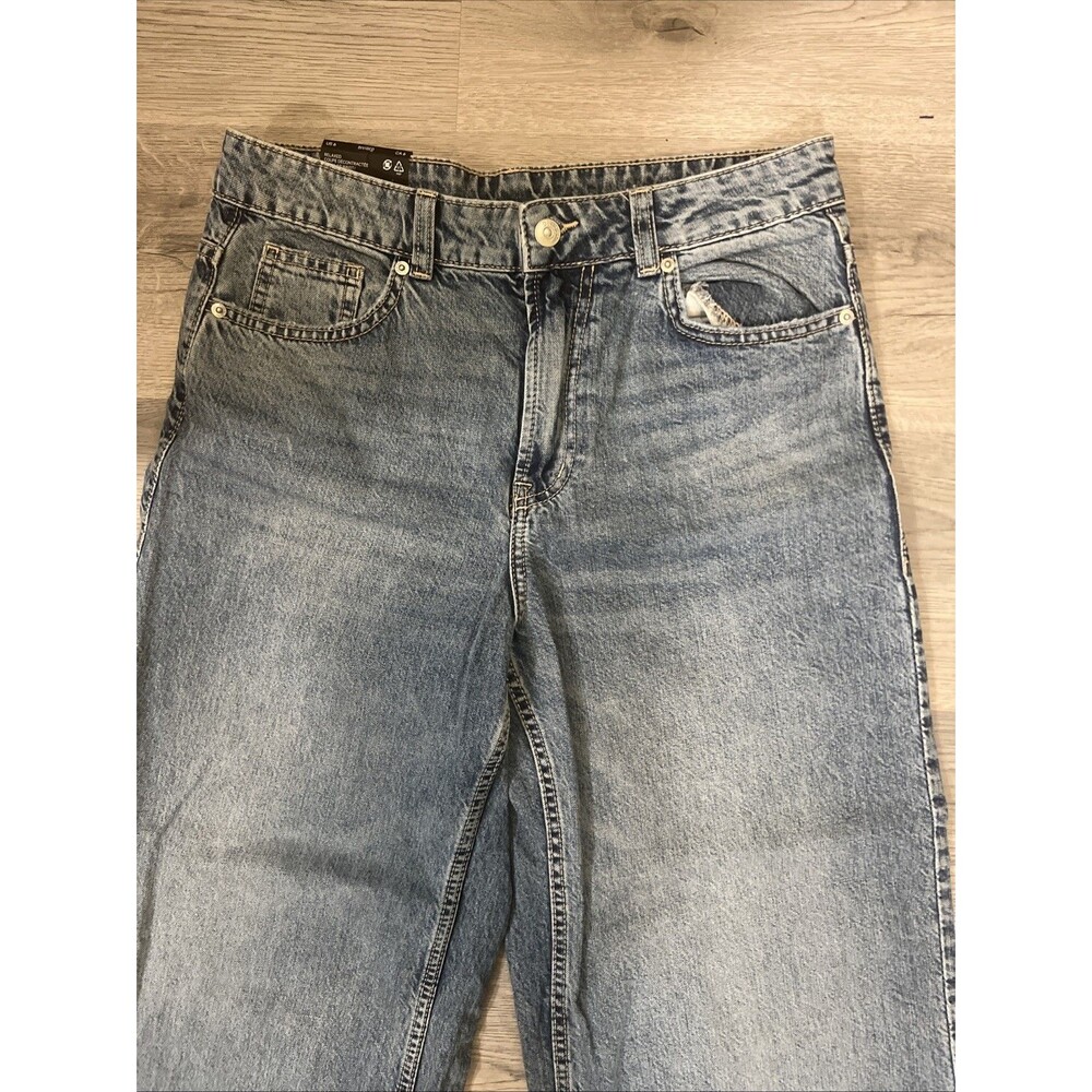 H&M Divided Wide Leg Jeans Baggy High Waisted Size 6 Blue Light Wash Denim Pant - Picture 3 of 10